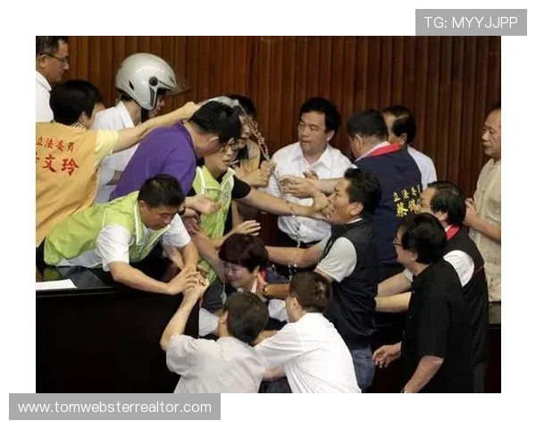 博彩直营行业的法律法规解读，帮助玩家合法合规进行游戏与投资